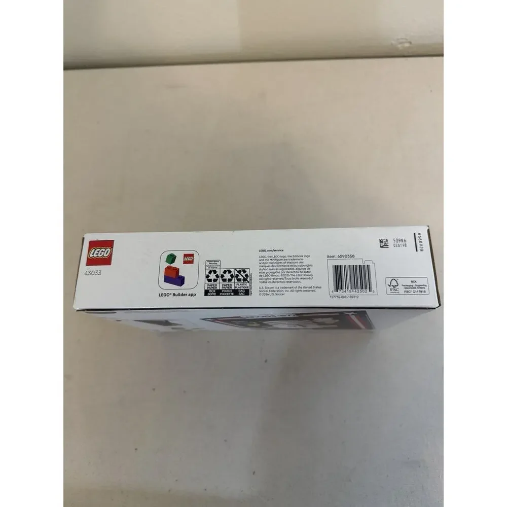 LEGO Editions 43033 2026 US Soccer National Team Jersey Set New Sealed